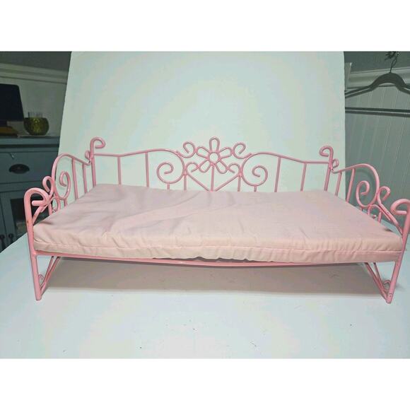 American Girl Our Generation Pink Metal Day Bed and Bedding for 18" Dolls - Picture 1 of 5